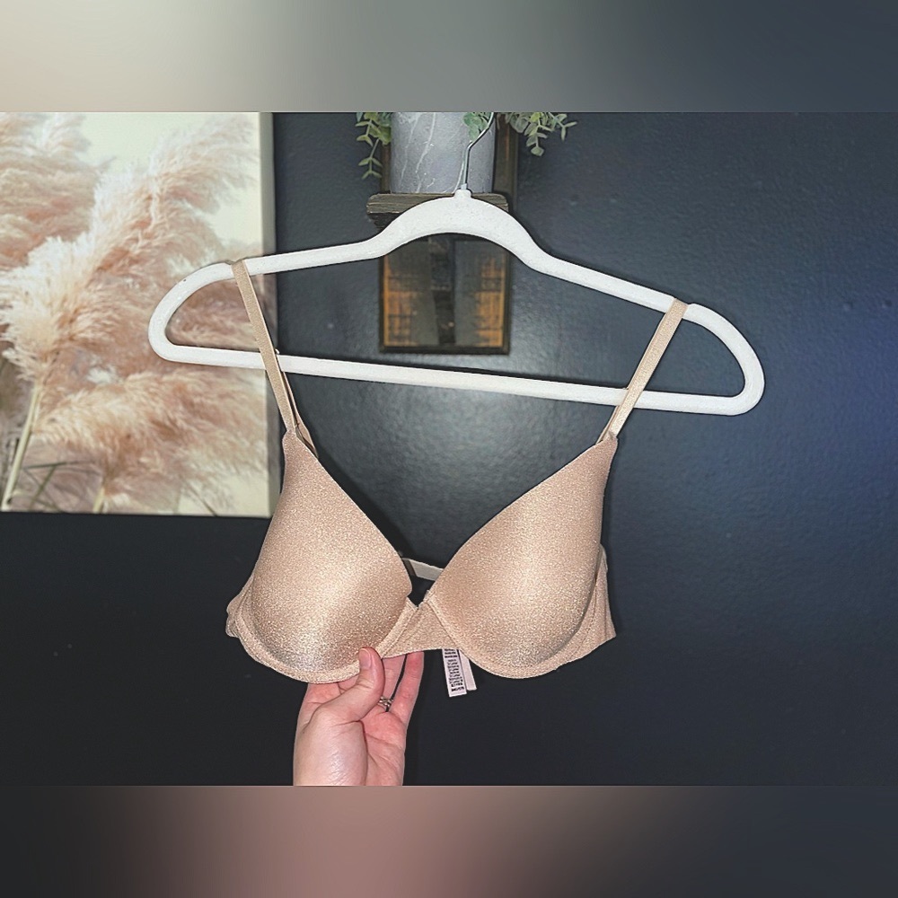 Shimmer Nude Victoria’s Secret Bra